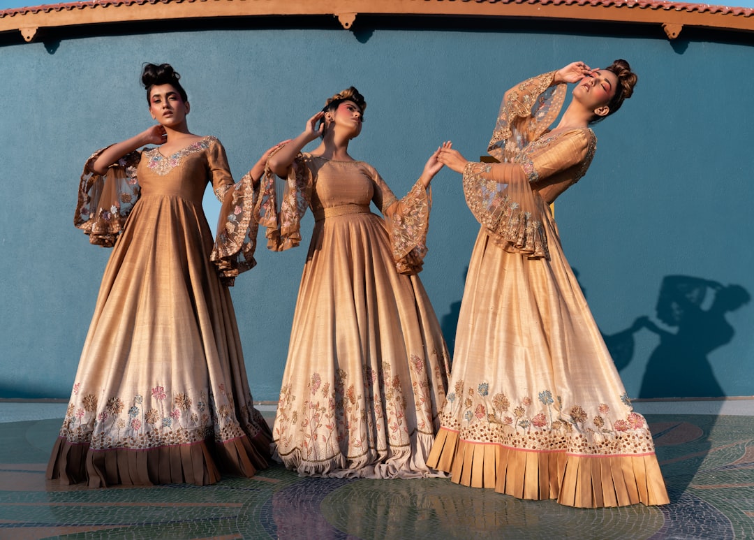 Photo elegant dresses